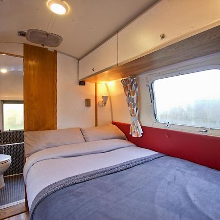 The Airstream Villa Penryn Bagian luar foto