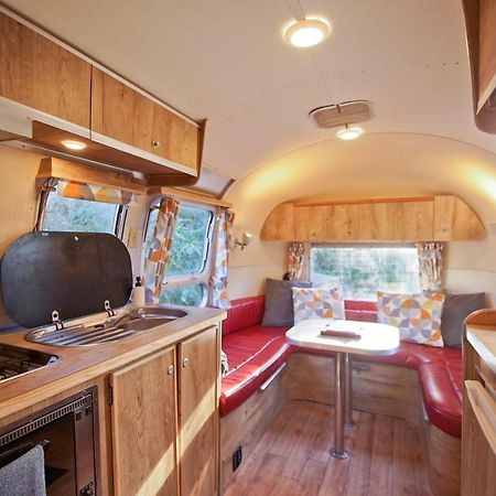 The Airstream Villa Penryn Bagian luar foto