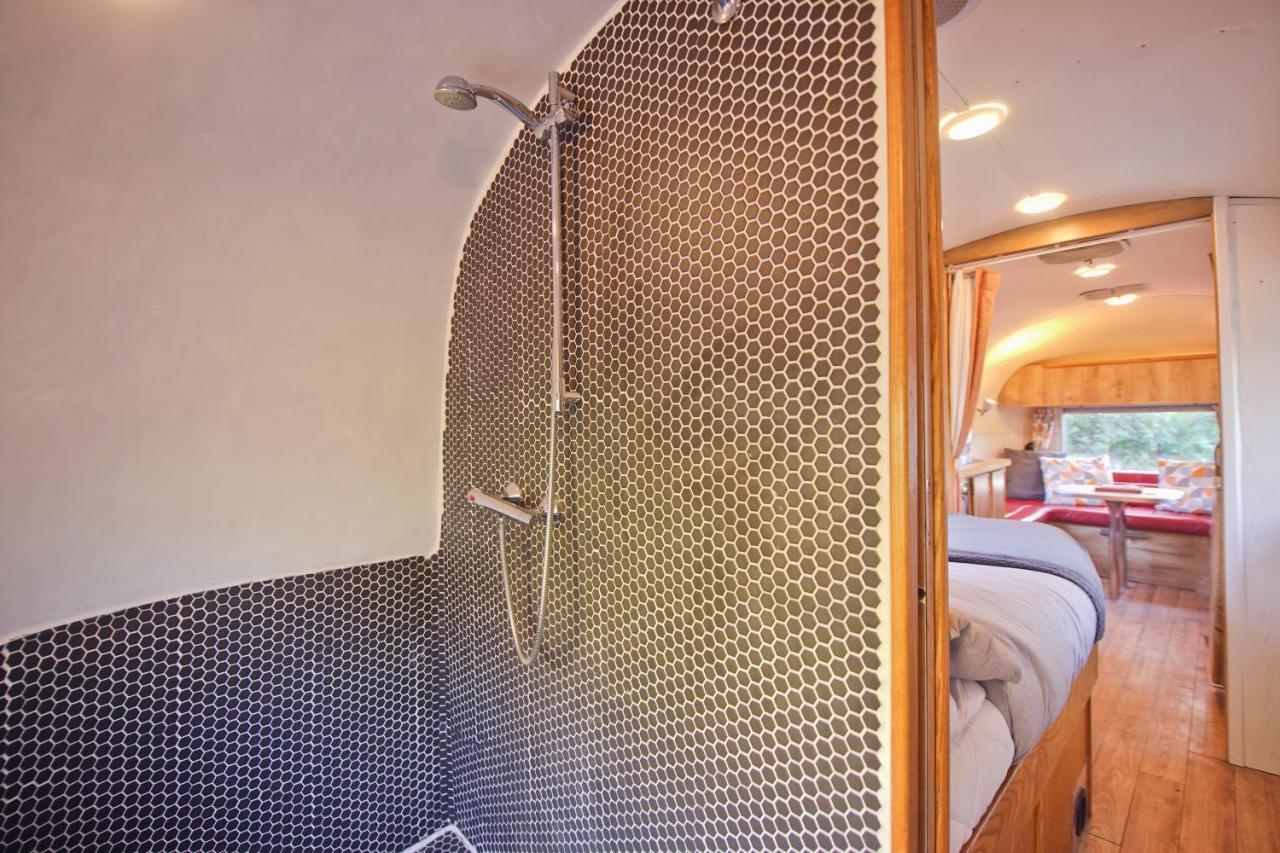 The Airstream Villa Penryn Bagian luar foto