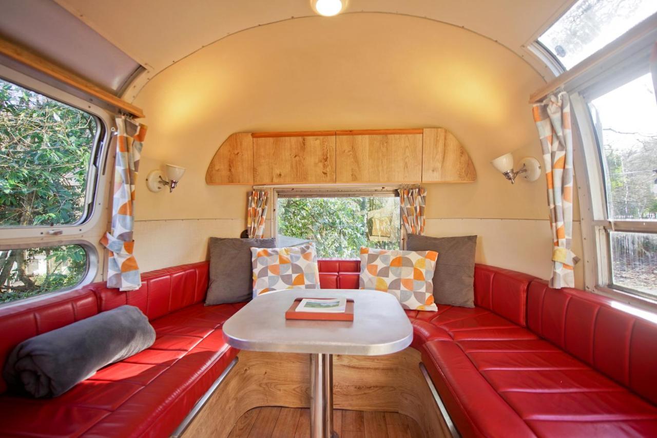 The Airstream Villa Penryn Bagian luar foto