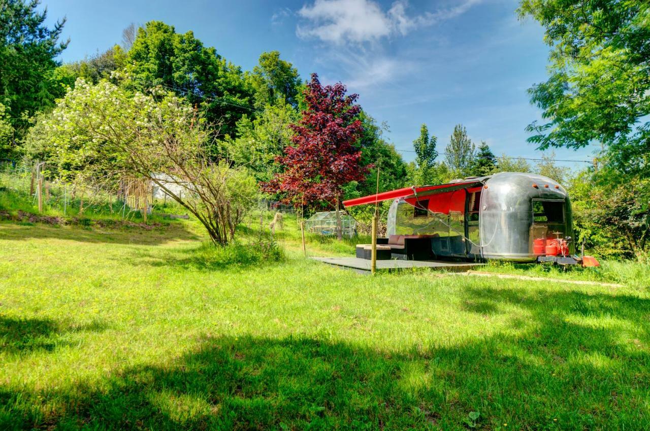 The Airstream Villa Penryn Bagian luar foto