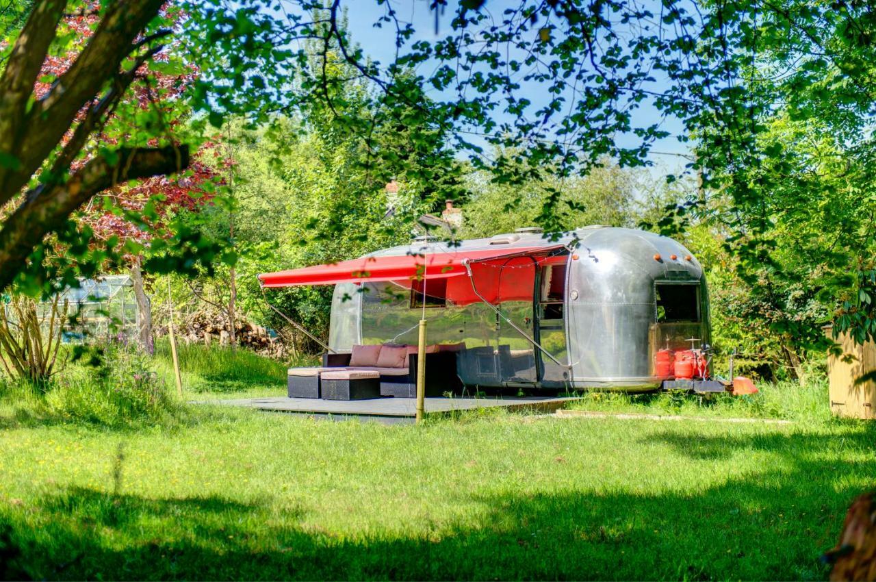 The Airstream Villa Penryn Bagian luar foto